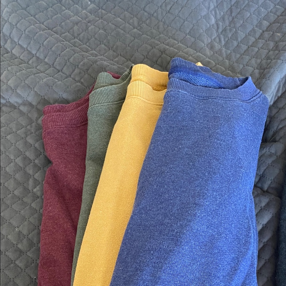 Time & Tru sweater pullover bundle